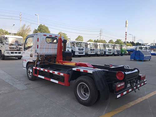 某勾臂車車載稱重系統案例